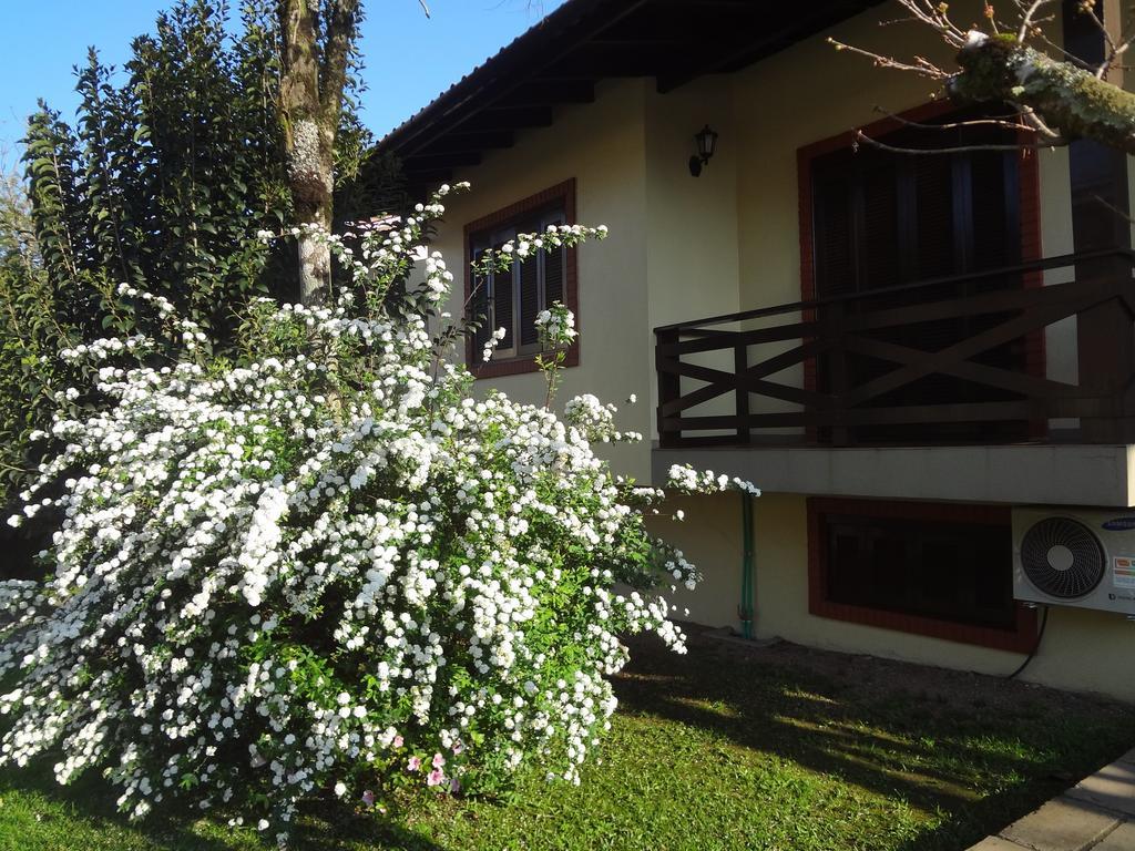 Pousada Floratta Nossa Casa Грамаду Екстериор снимка